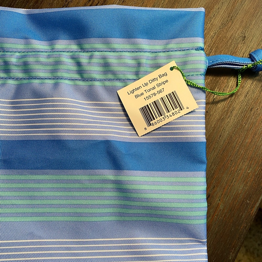 Vera Bradley-NWT Ditty Bag